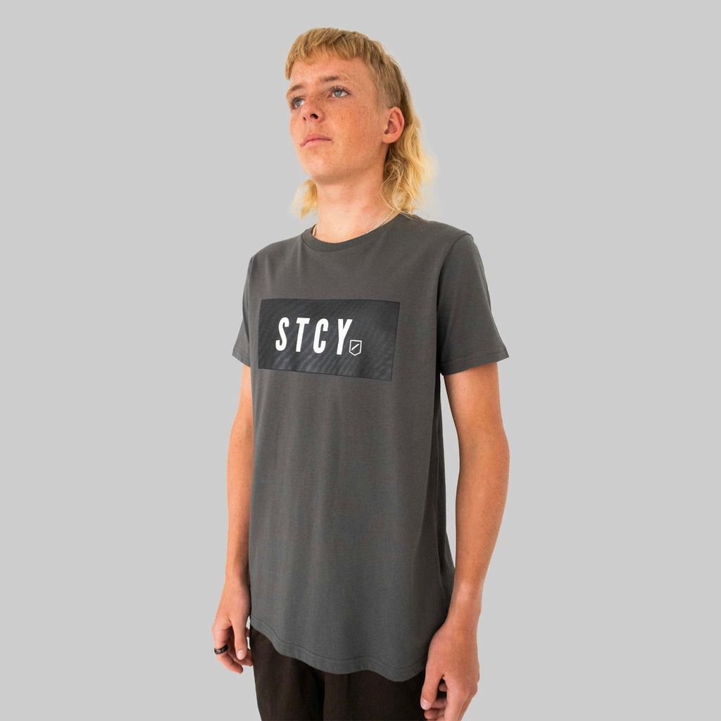 BOYS BLOCK TEE / COAL