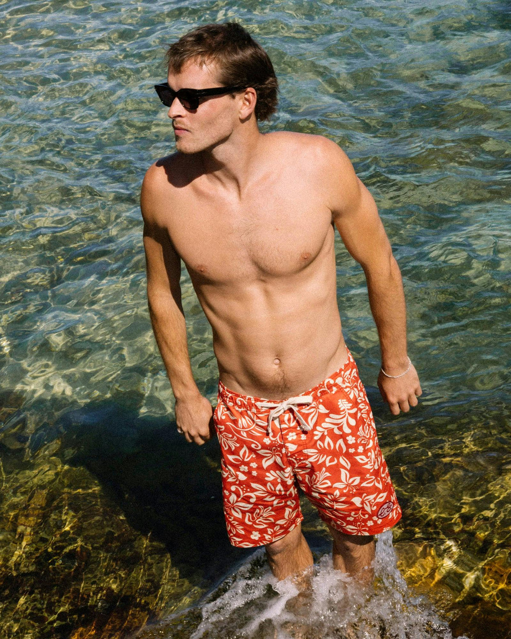 Helloha 17" Trunk - Red