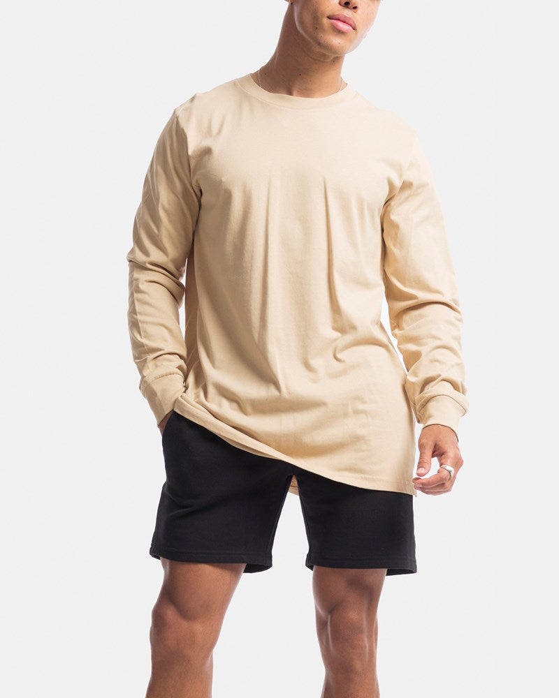 Vacant Long Sleeve Tee