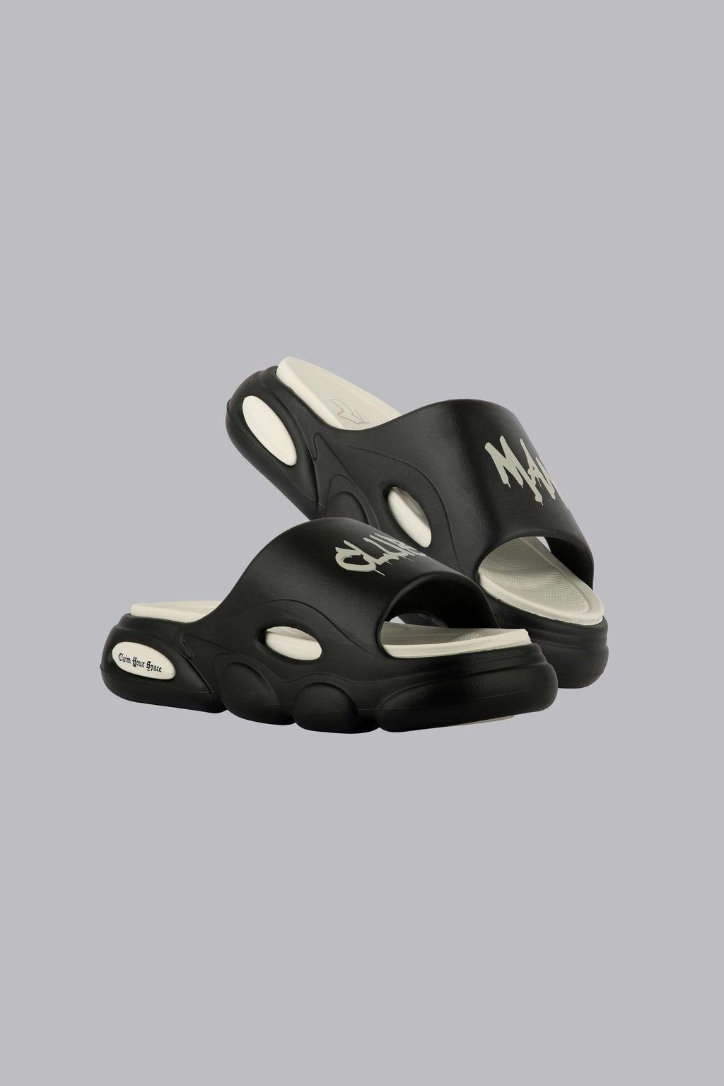 Clubman "Cloud Black" Slide