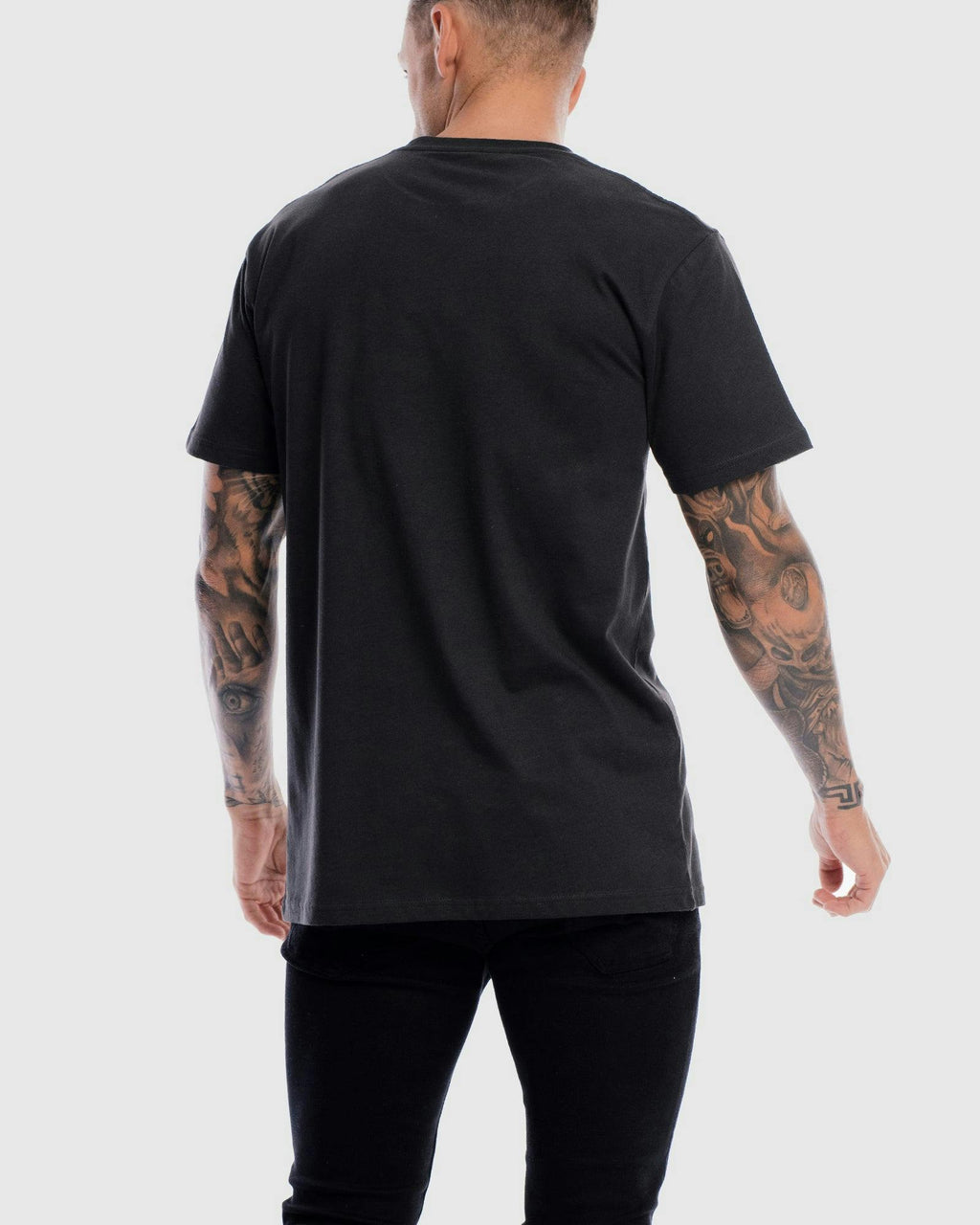Locale Tee