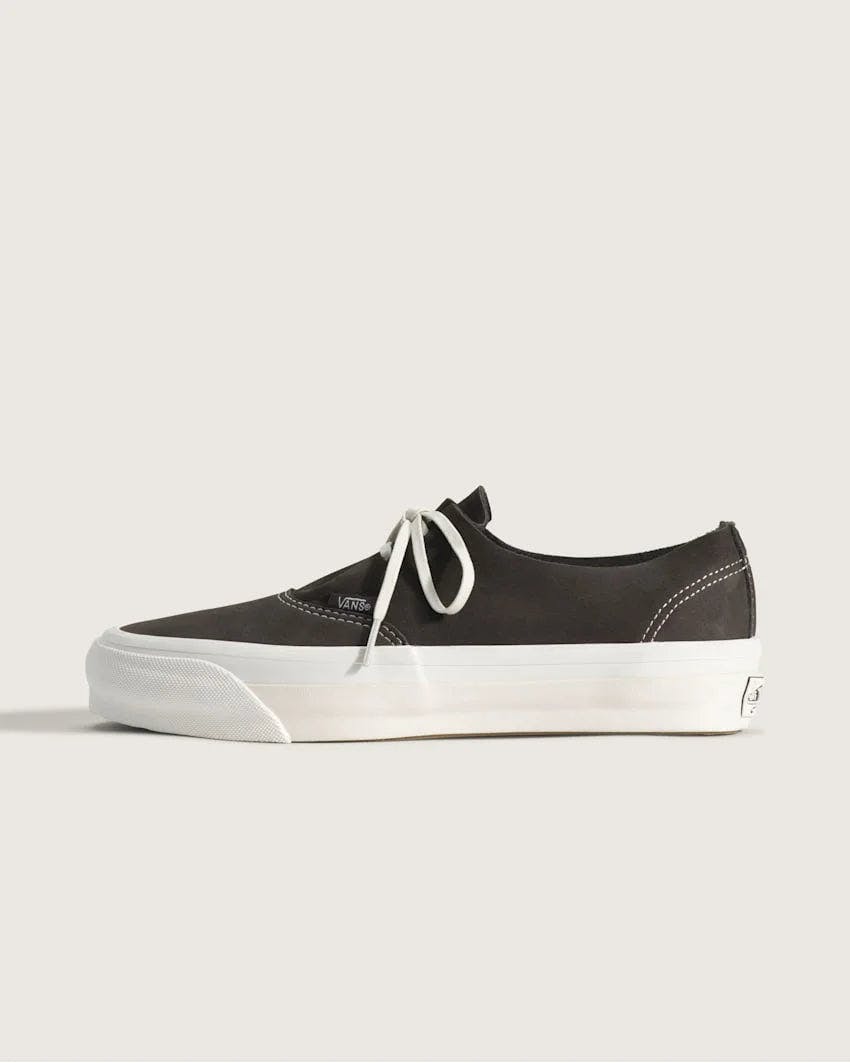 Vans Premium LX Authentic Ease in Faded Black