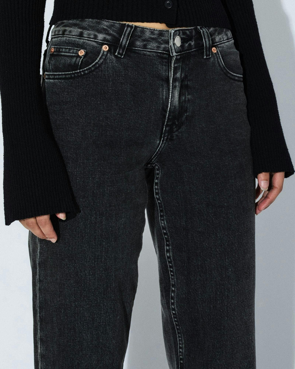 Addy Mid Straight Jeans TALL - Tar Aged Black