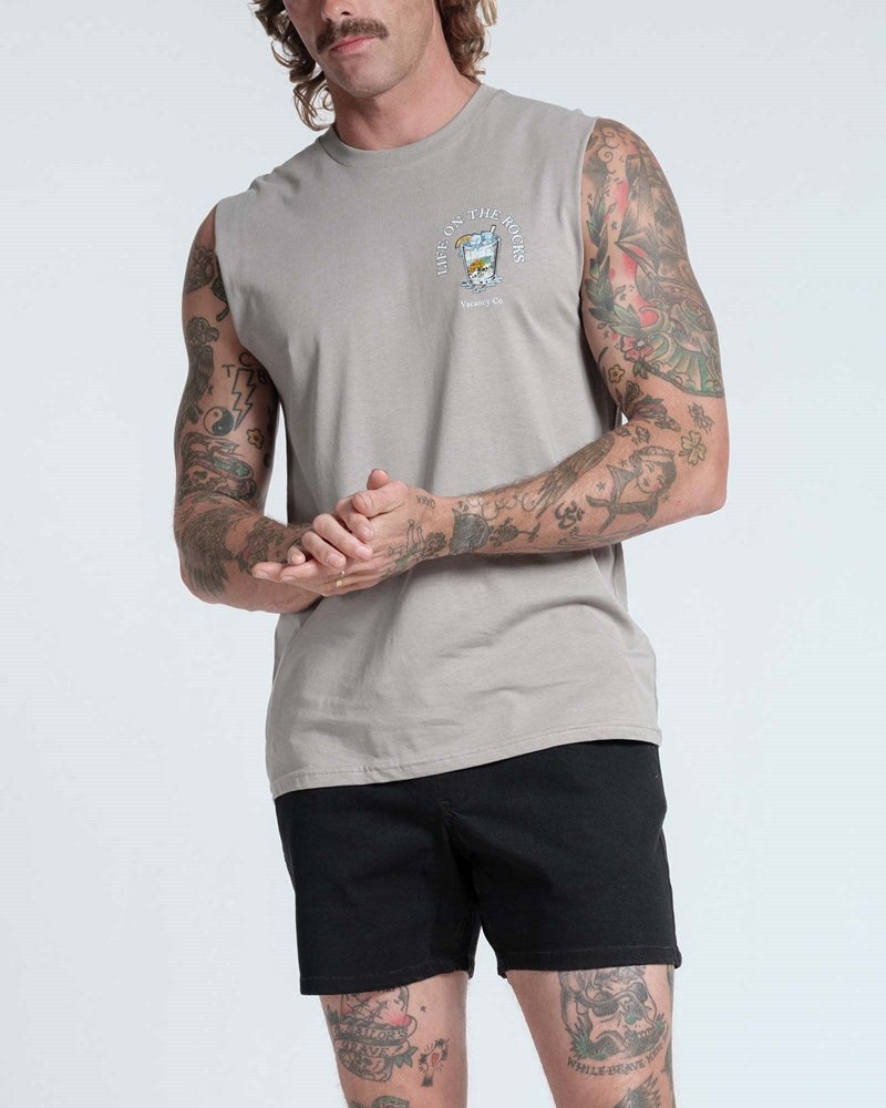 Life on the Rocks Tank