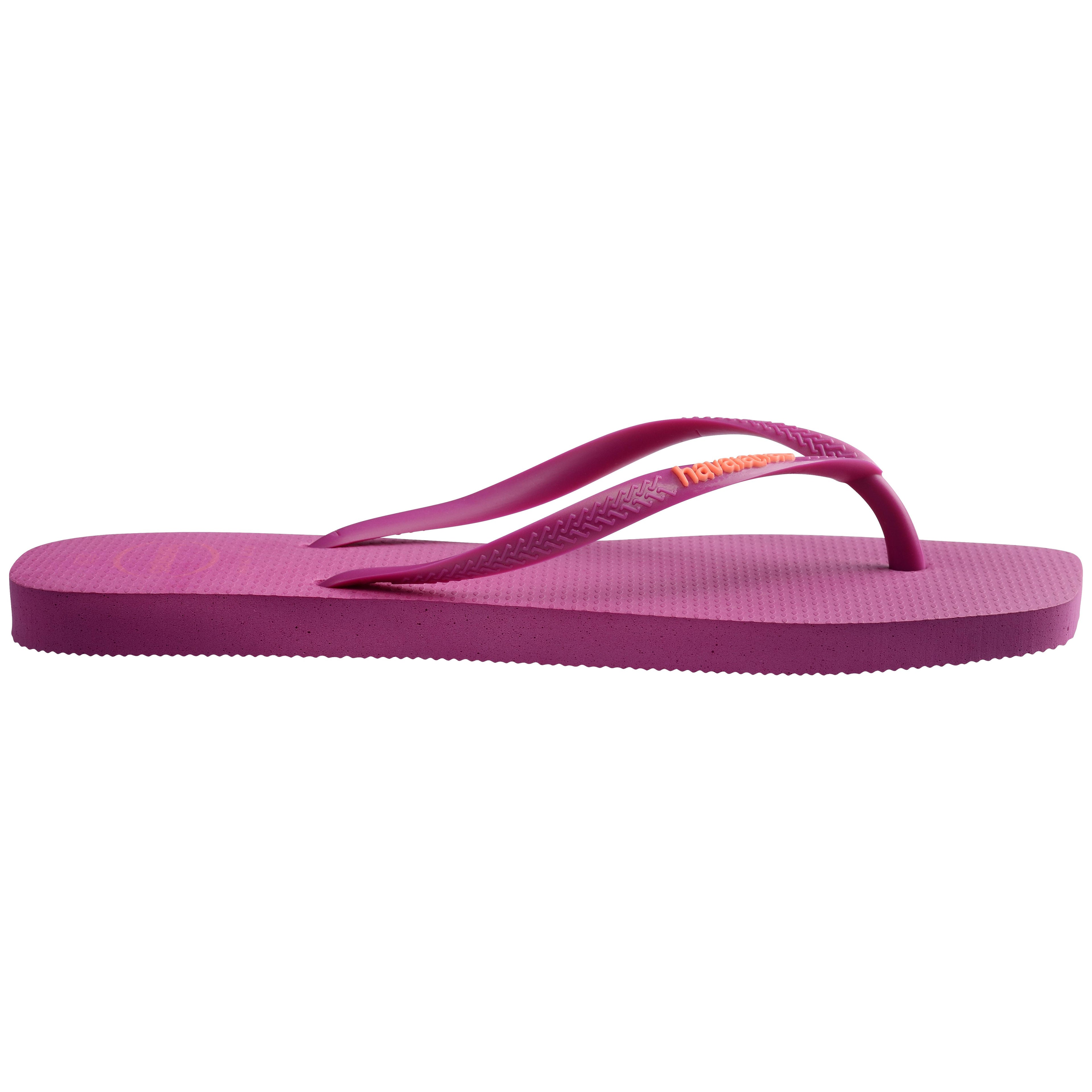 Slim Square Toe Logo Thongs
