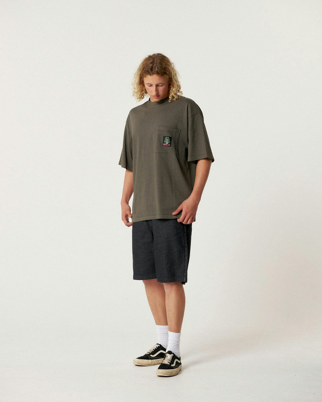 Jumbo Pkt Tee - Ashphalt