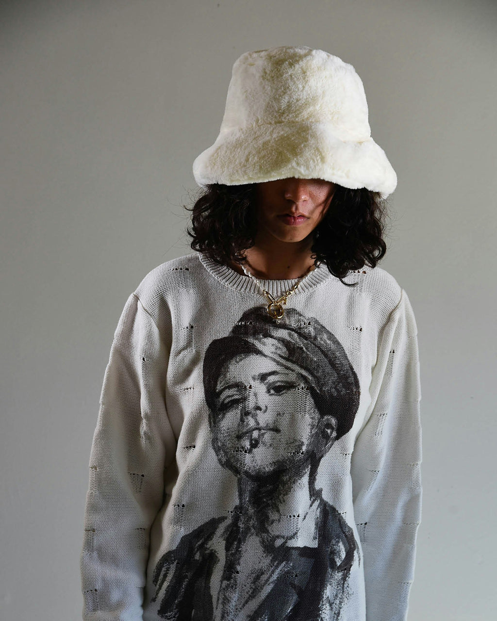The Cosmic Girl Bucket Hat – White Faux Fur