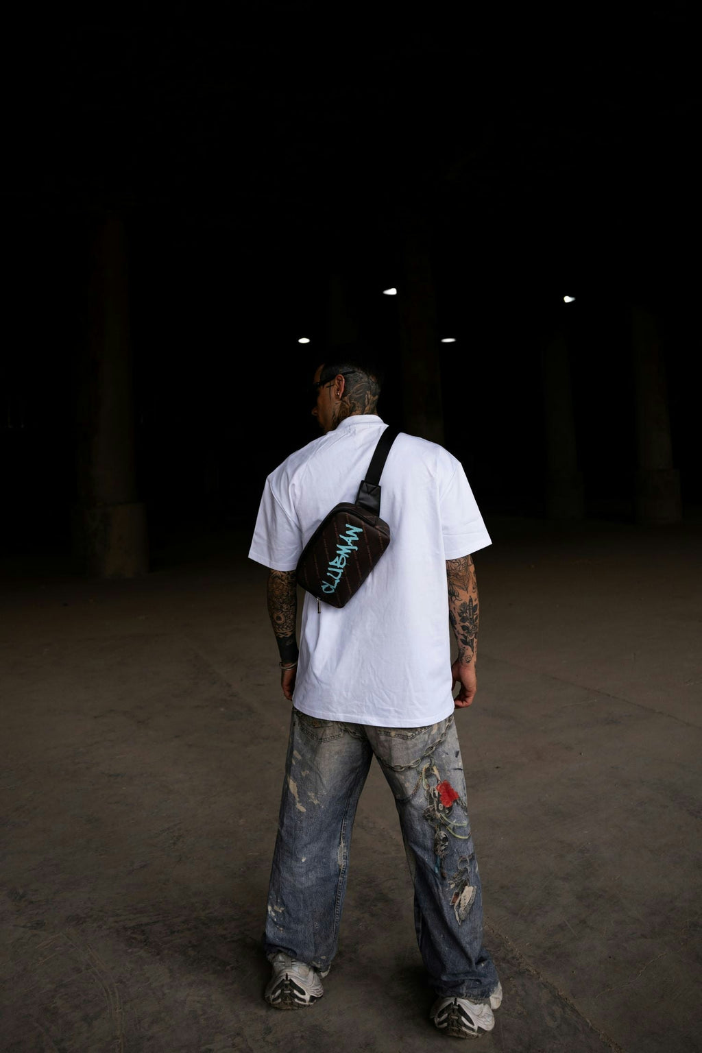 Clubman "ICON" Tee – White/Black