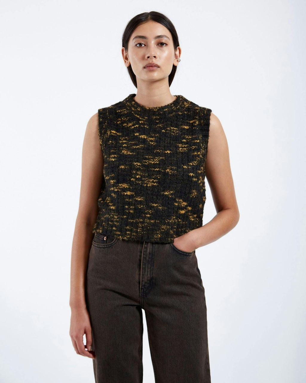 Mina Vest - Space Black