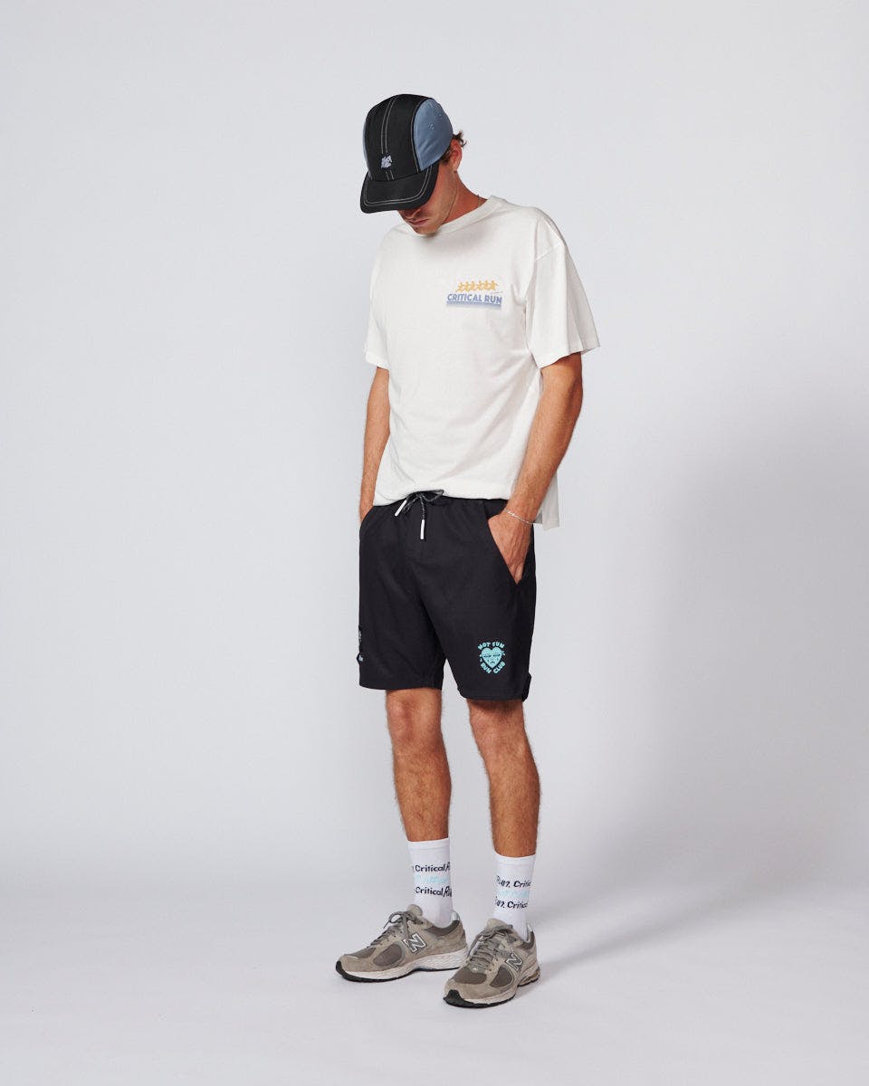 Run Club Run Short - Vintage Black
