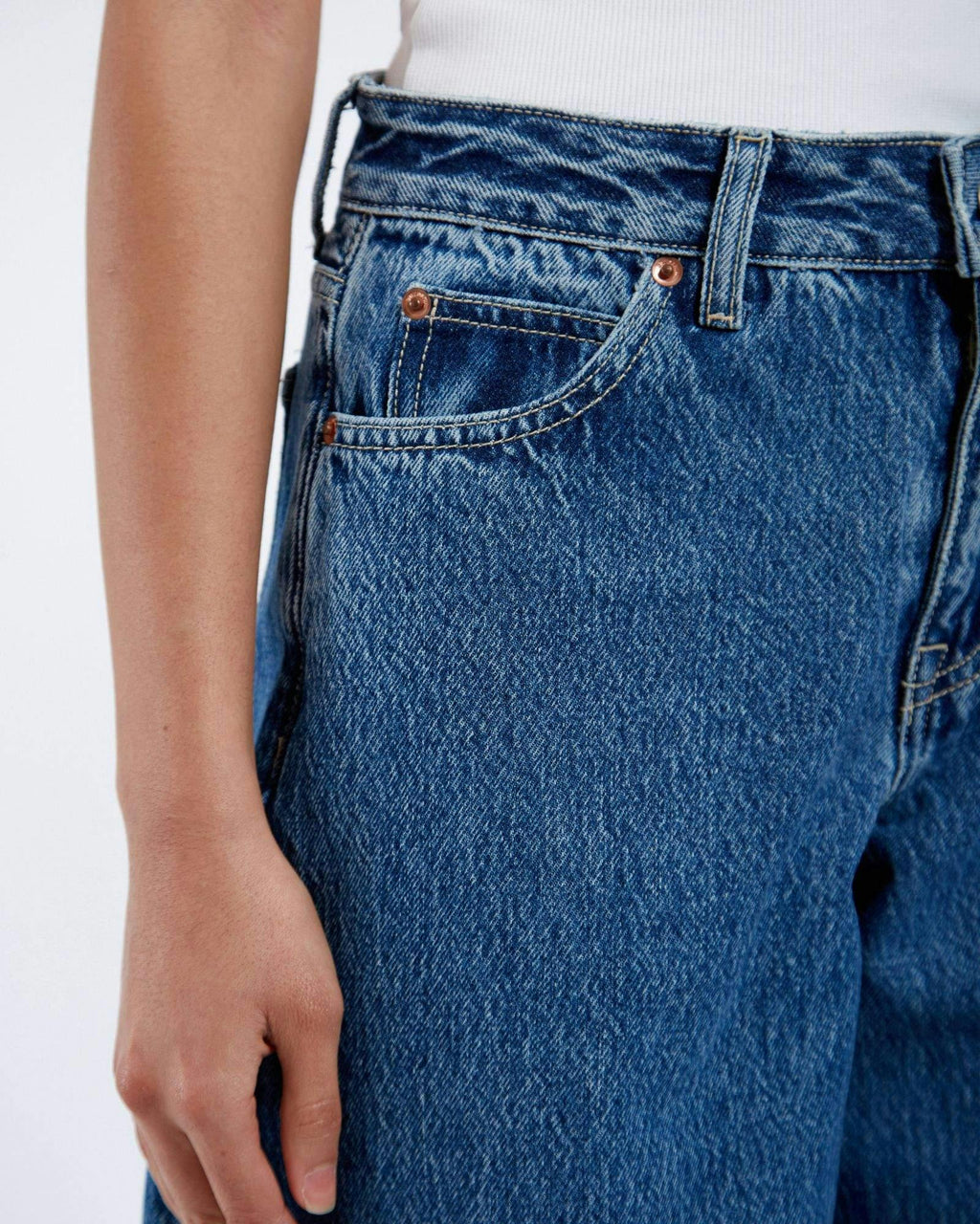 Nanci Barrel Jeans - Stream Mid Retro