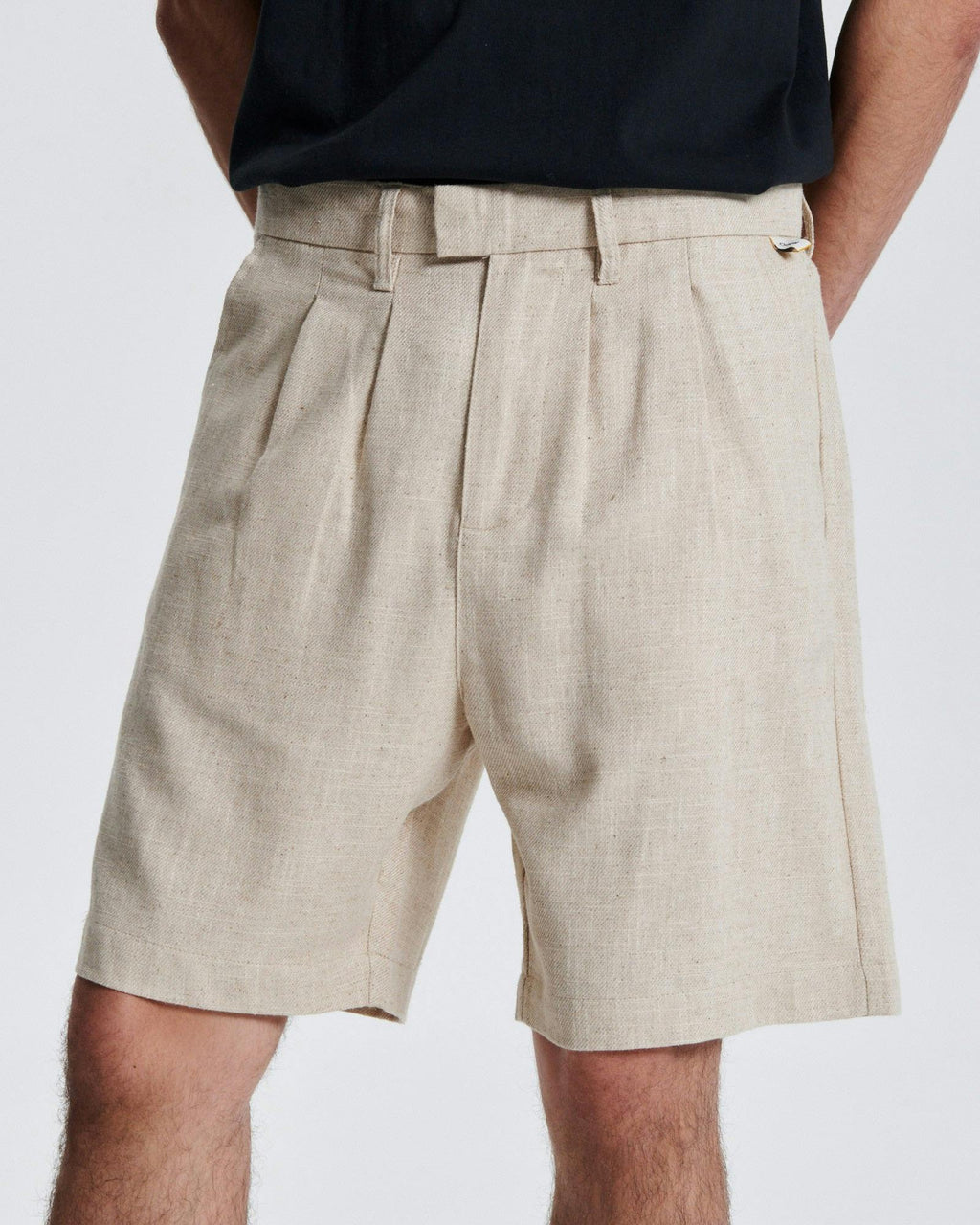 Harro Linen Pleat Short - Ecru