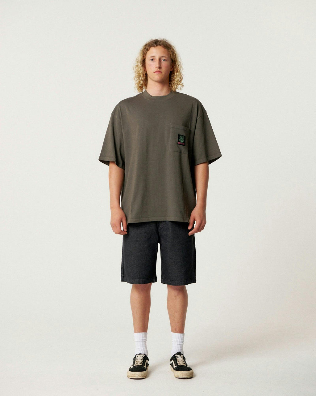 Jumbo Pkt Tee - Ashphalt