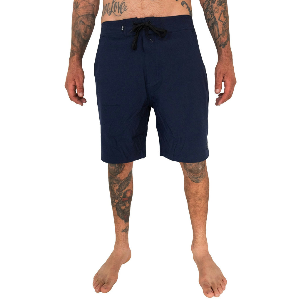 CREW BOARDSHORT / NAVY