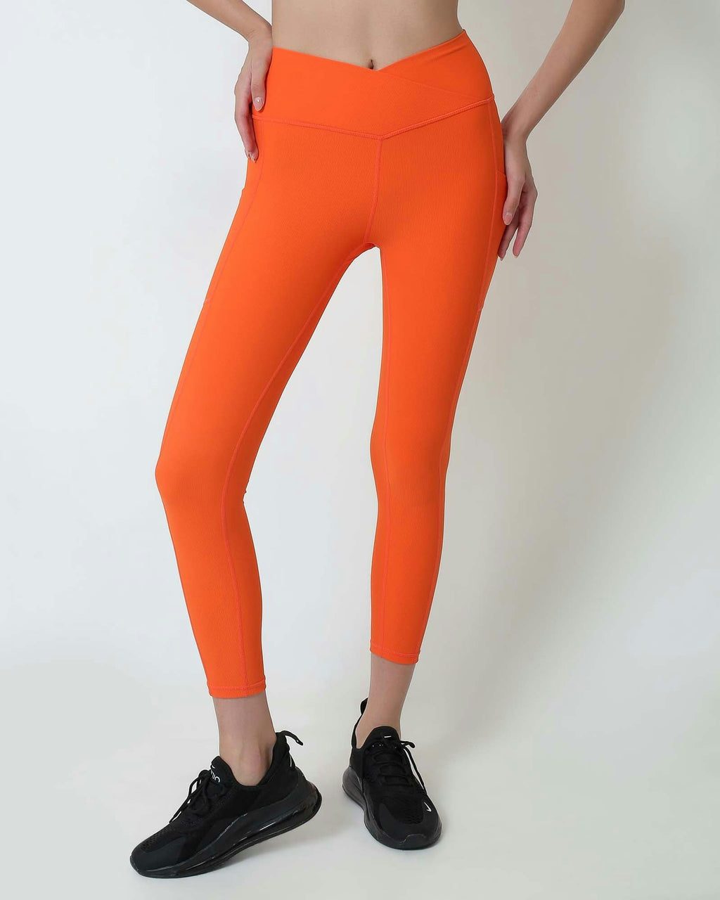 Ribbed Cross Legging