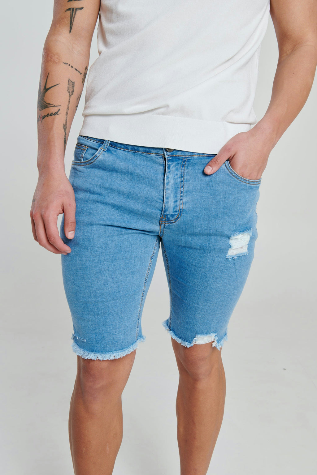 LUTON Short ( Distressed Hem )