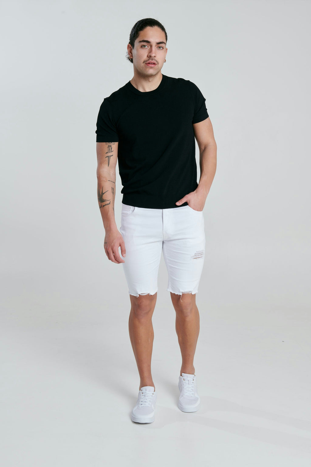 Camber Short ( Distressed Hem )