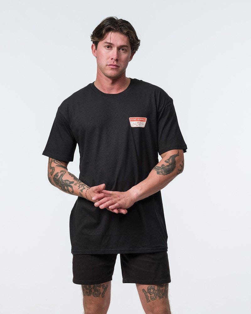 Coiled Crest Tee