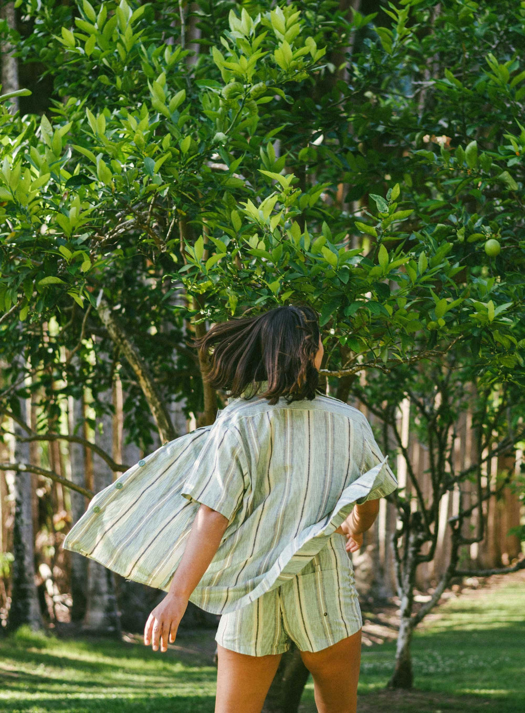 Lace up Short in Holiday Stripe