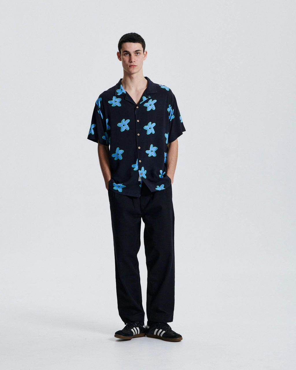 Seeker SS Resort Shirt - Black