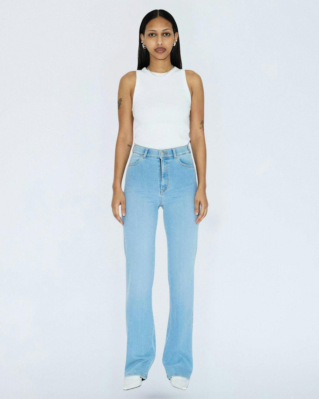 Moxy High Straight Jeans - Cape Pale Shade