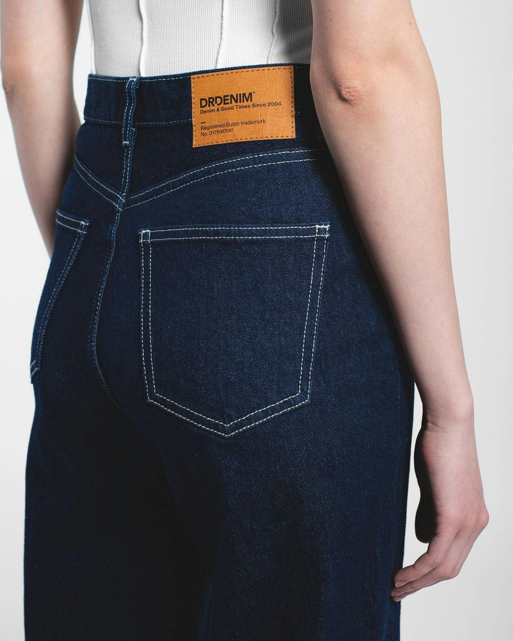 Echo High Straight Jeans - Bay Rinse Contrast