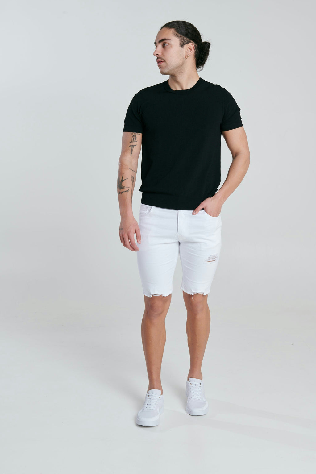 Camber Short ( Distressed Hem )