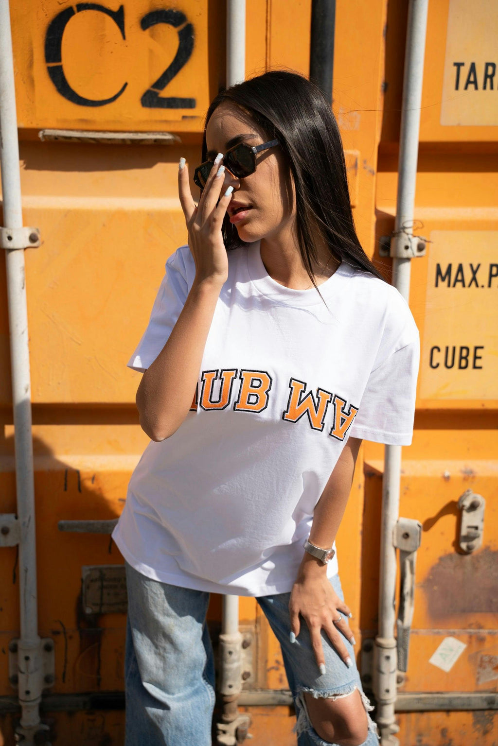 Clubman "ICON" Tee – White/Black