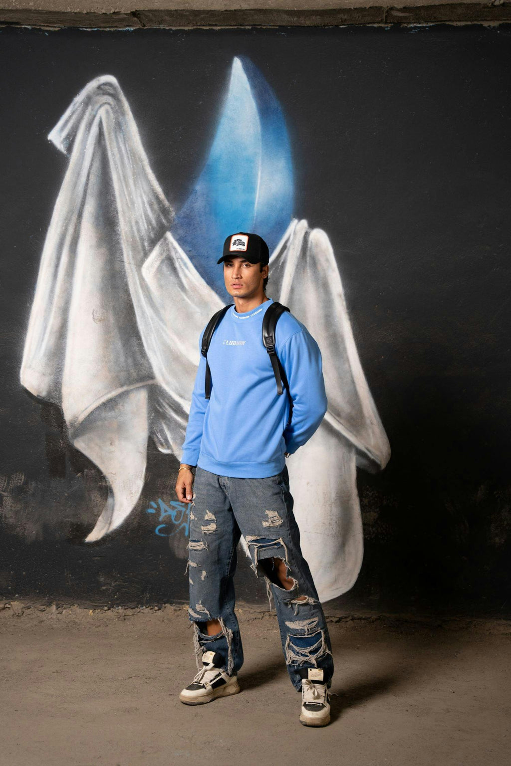 Clubman Lumin Blue Sweater