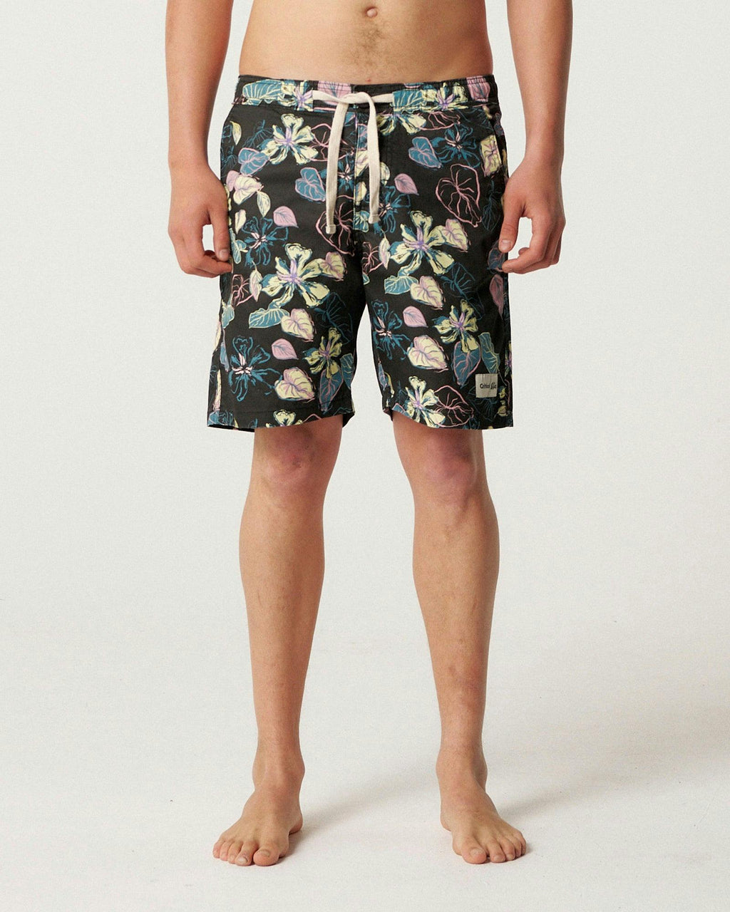 Frequency 17" Trunk - Black