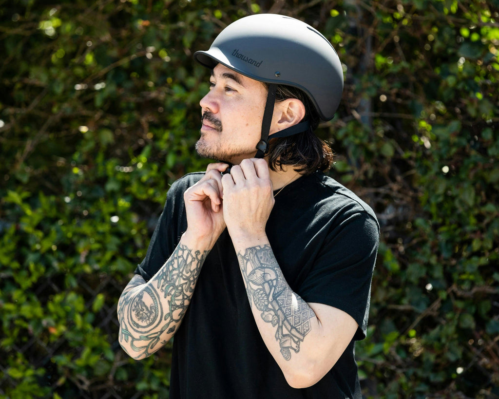Thousand Helmet Heritage 2 - Stealth Black