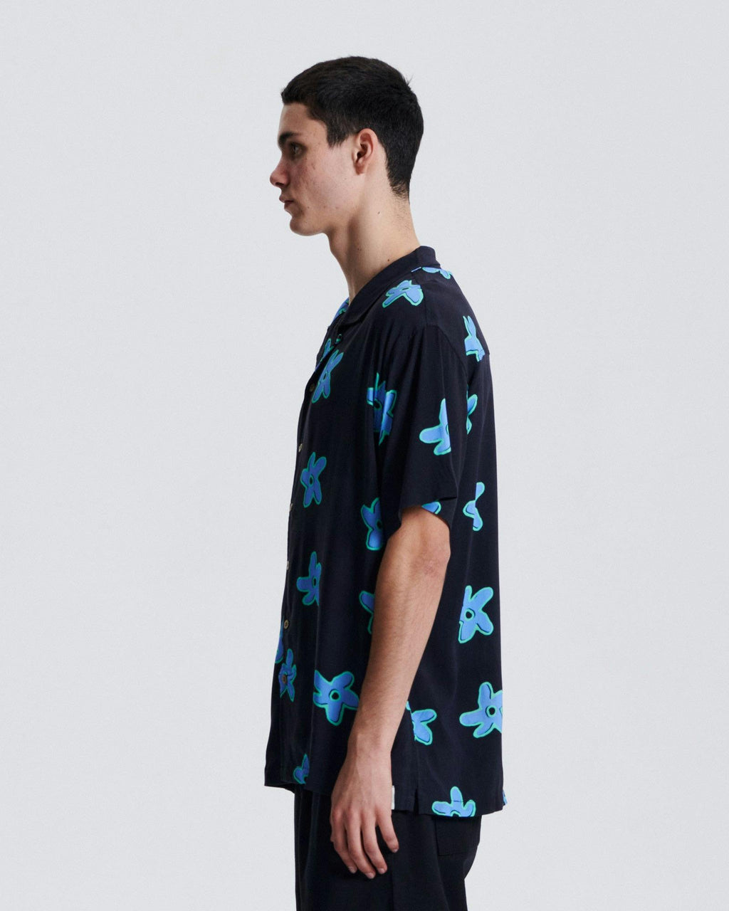 Seeker SS Resort Shirt - Black