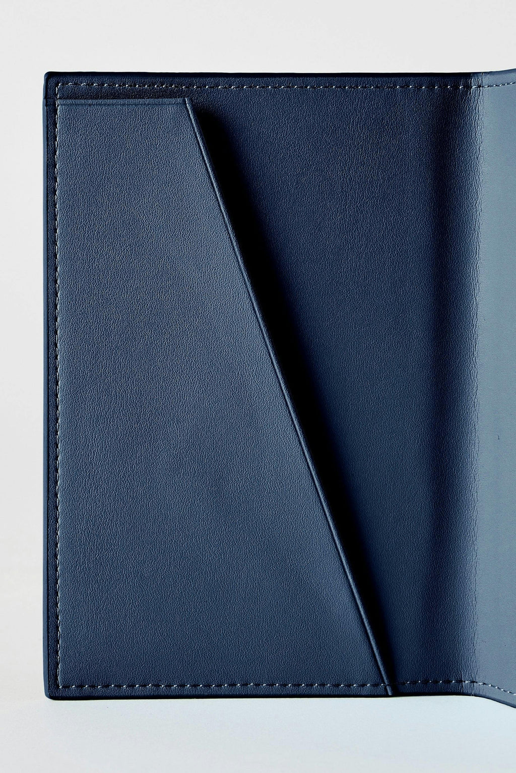 Leather Passport Holder | Navy