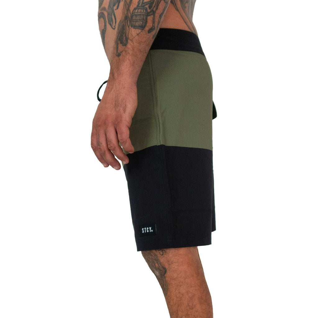 CUT BOARDSHORT