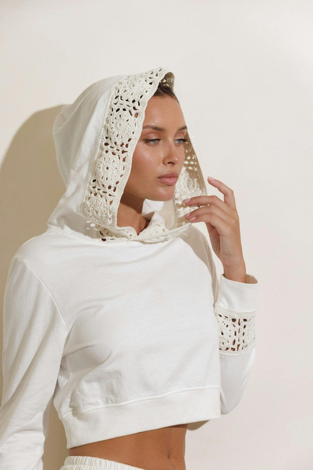 DRIFT CROCHET HOODIE TOP - CREAM