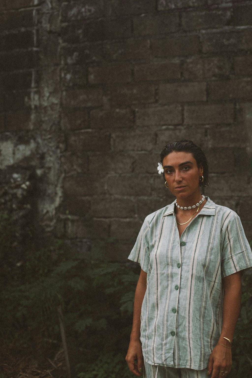 Unisex Shirt in Holiday Stripe