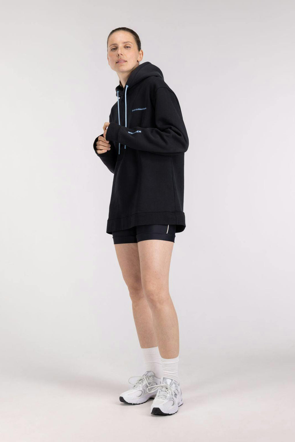 Ocean Hoodie ― Black