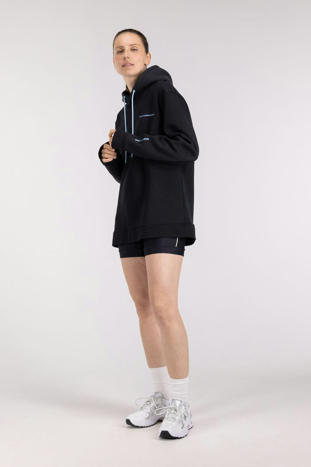 Ocean Hoodie ― Black