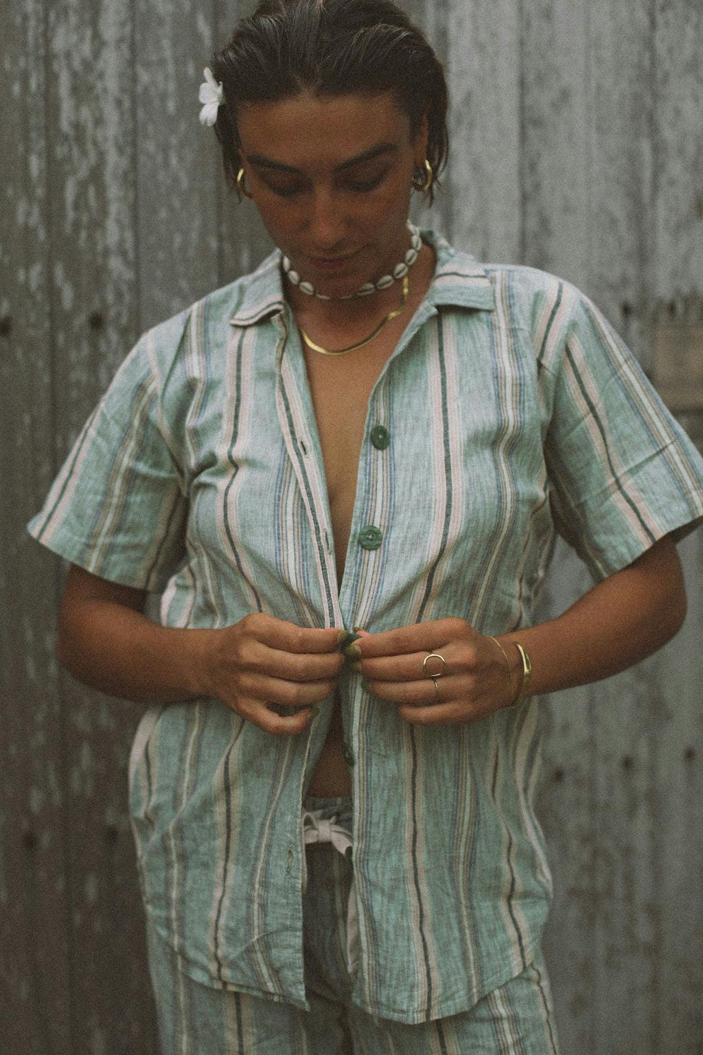 Unisex Shirt in Holiday Stripe