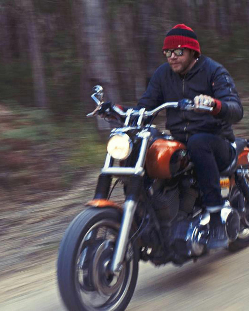 The Wally Knit Beanie – Red and Black