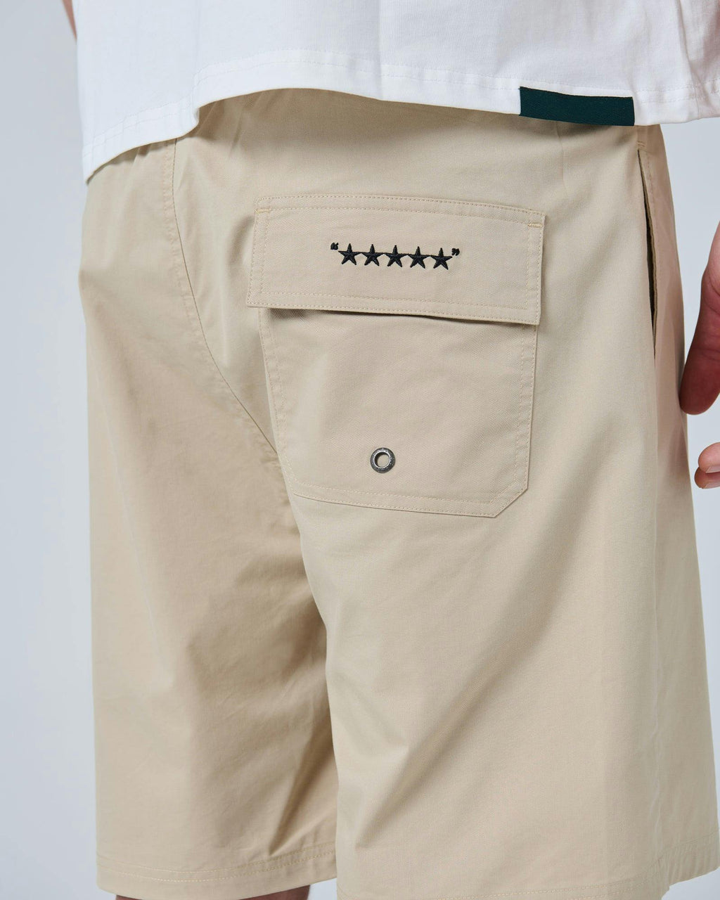 amphibious 3.0 short tan