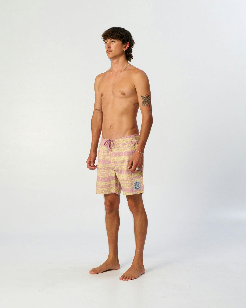 Myth 17" Trunk - Coral