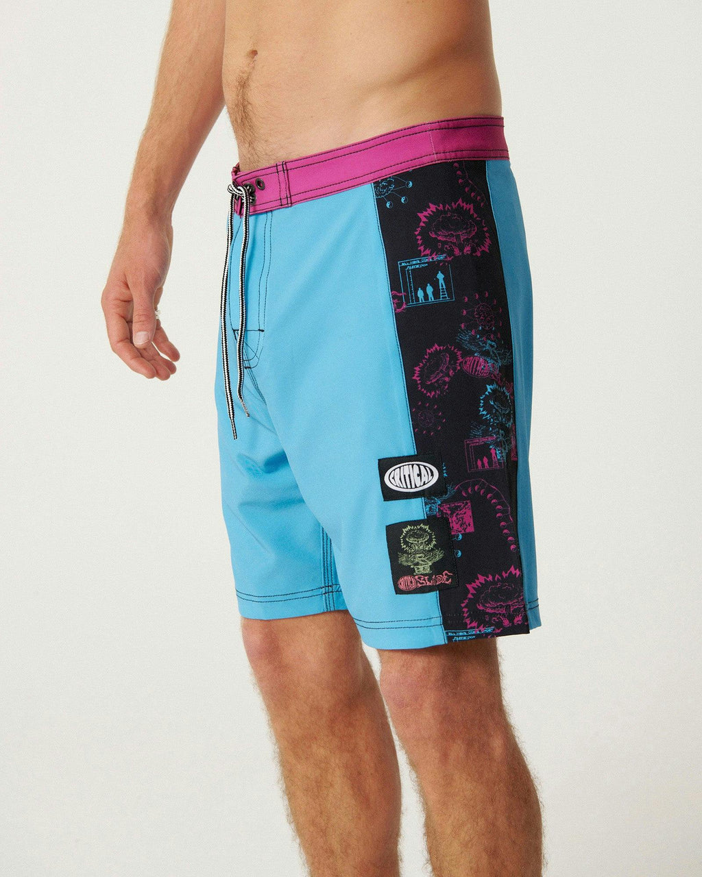 Madness 18" Boardshort - Blue
