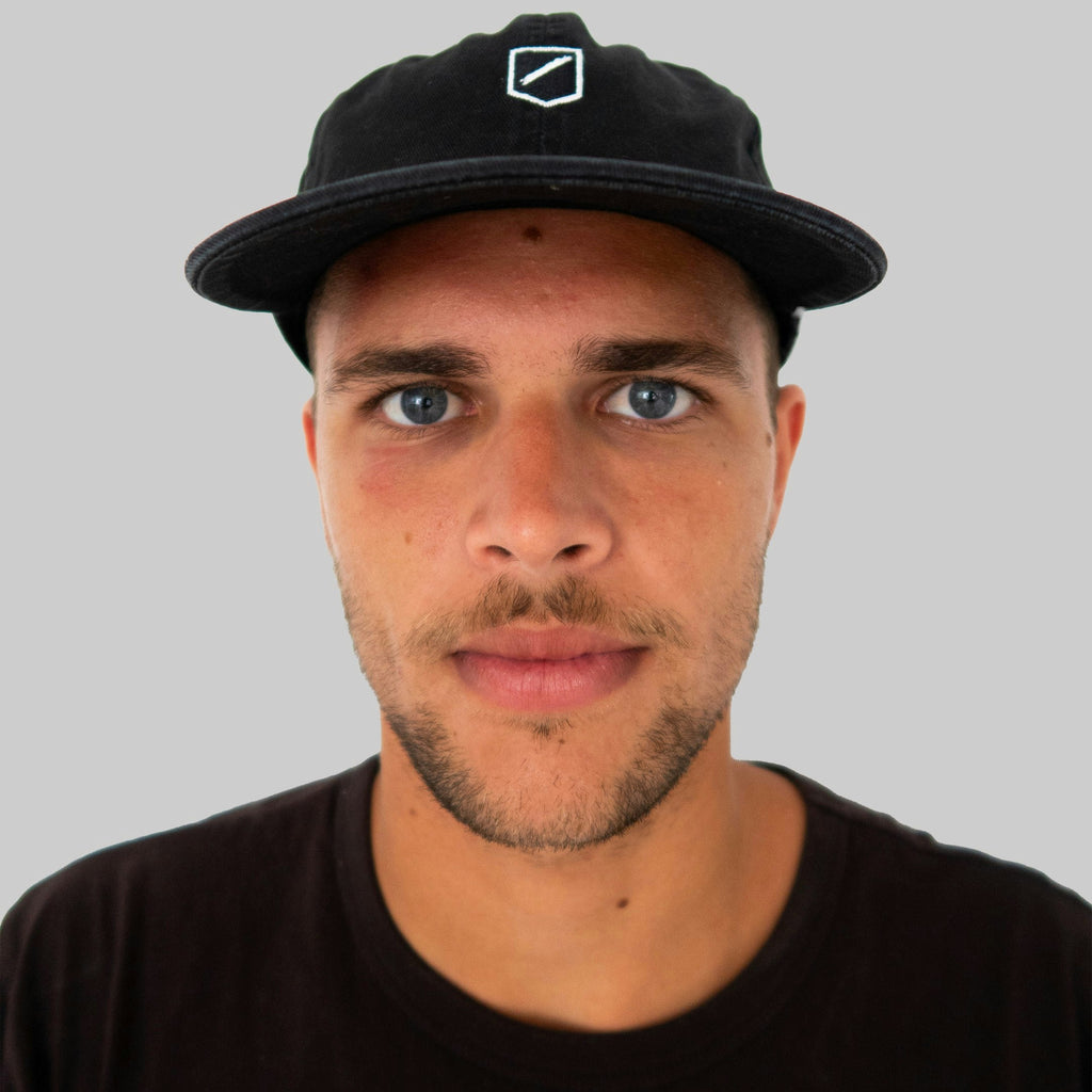 CREST SNAPBACK / BLACK