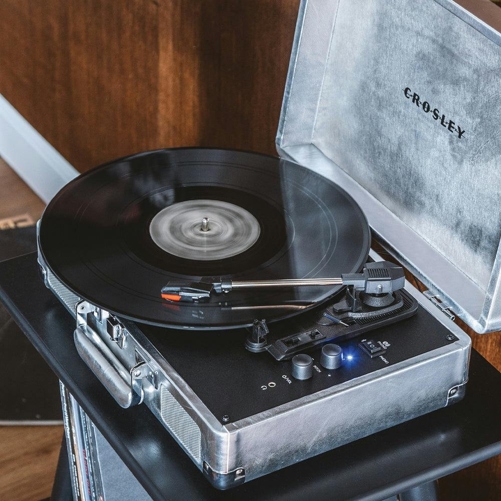Crosley Cruiser Bluetooth Portable Turntable + Crosley Turntable Stand Bundle - Silver