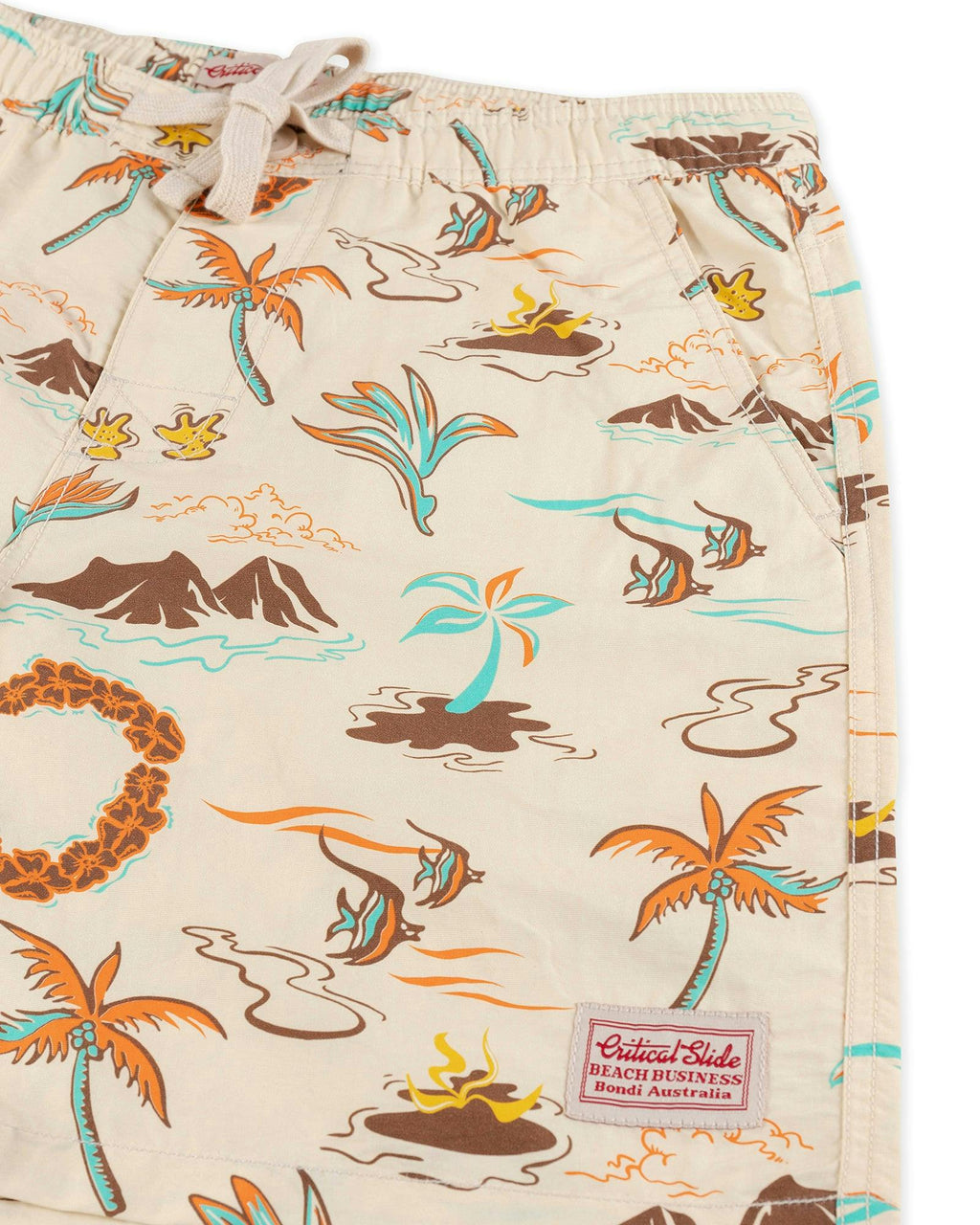 Vacation 17" Trunk - Sand