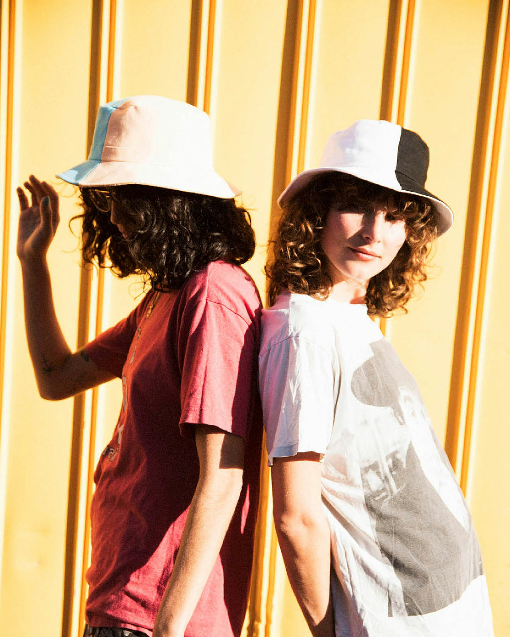 The FlipSide Bucket Hat – Kids – Paisley / Blue & Pink