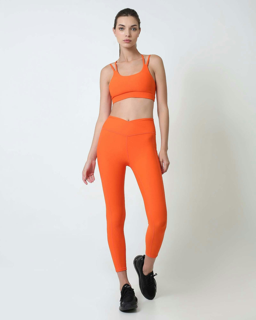 Ribbed Cross Legging