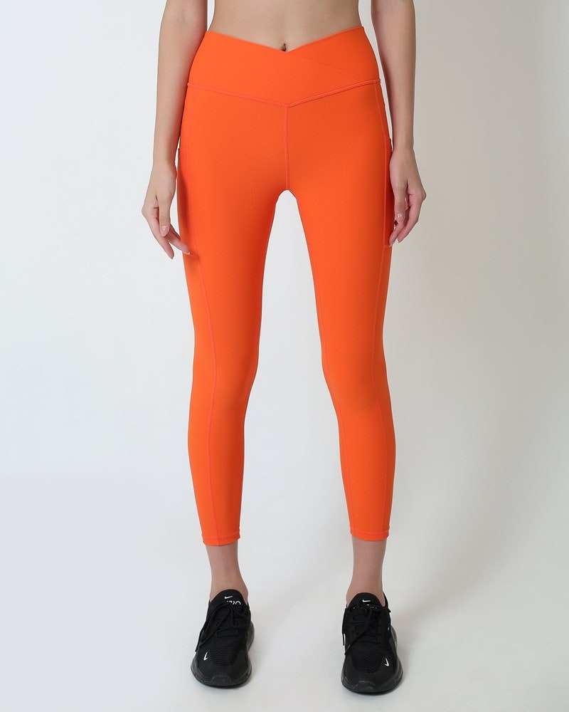 Ribbed Cross Legging