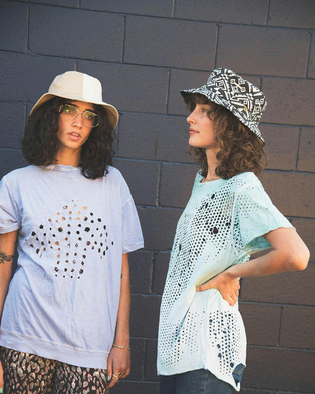 The FlipSide Bucket Hat – Tan Reversible
